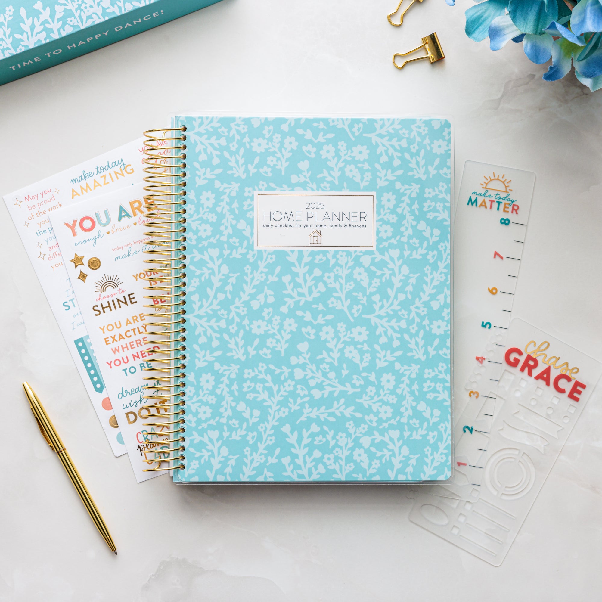 blue floral home planner 2025 view 1